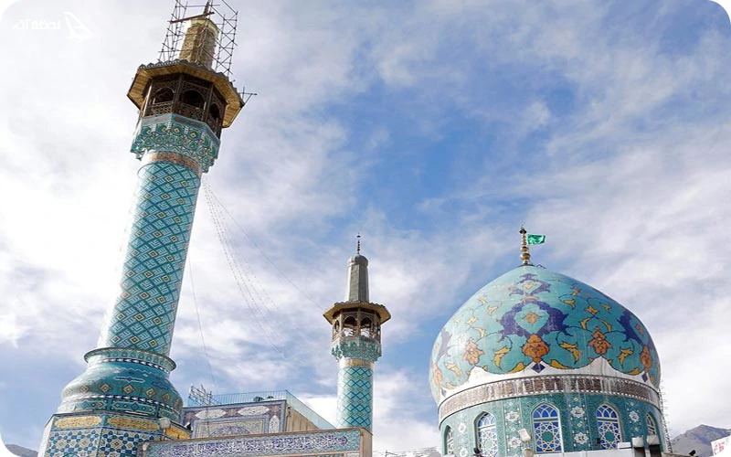 گنبد آبی فیروزه ای؛ معرف معماری بنای امامزاده صالح